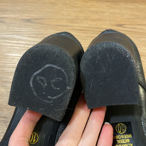 Black Heel Boot - Picture 10 of 10